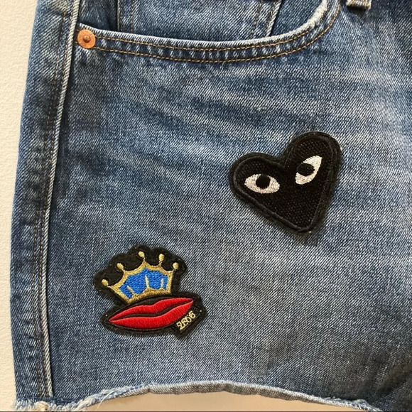 LEVI’S Sz 30 Emoji Jeans Denim Mini  Skirt - Picture 2 of 8